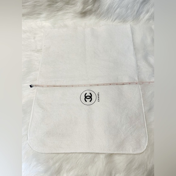 🛑SOLD🛑 3 pieces Chanel dust bag - Picture 5 of 8